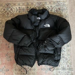 The North Face Men’s 1996 Retro Nuptse Jacket all black